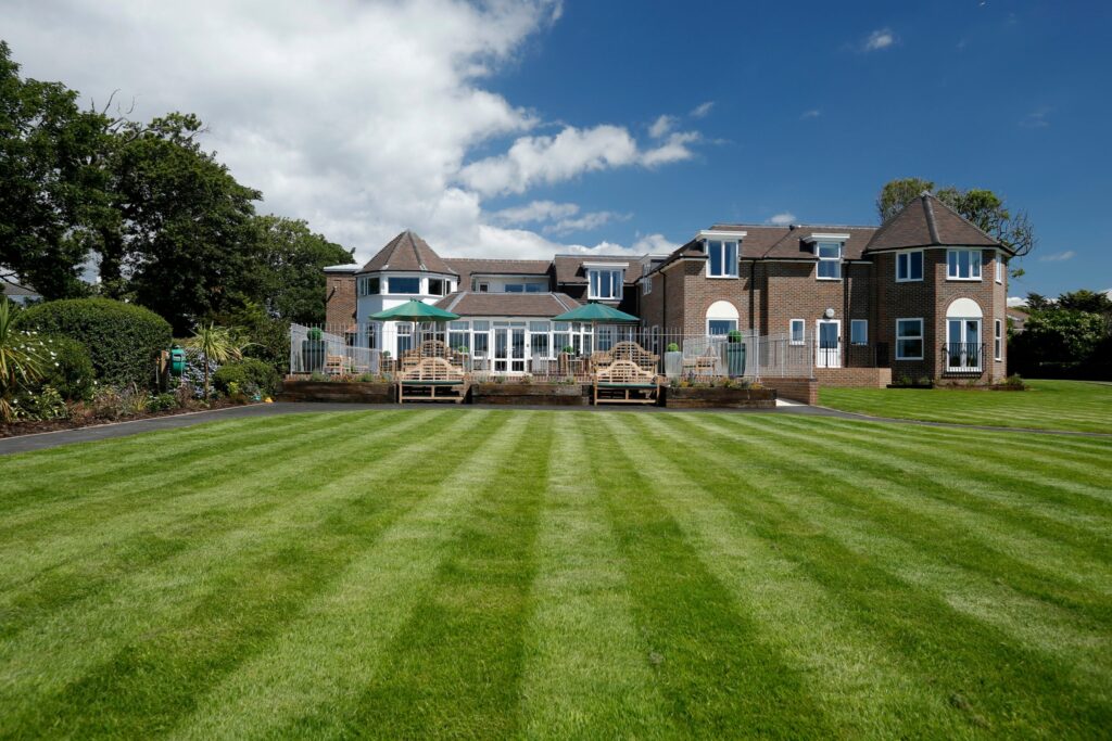 Care homes in new milton