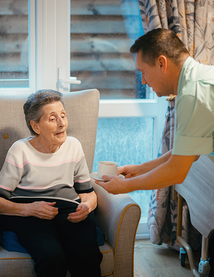 Residential care services for older adults at ManuCourt care home in Hampshire